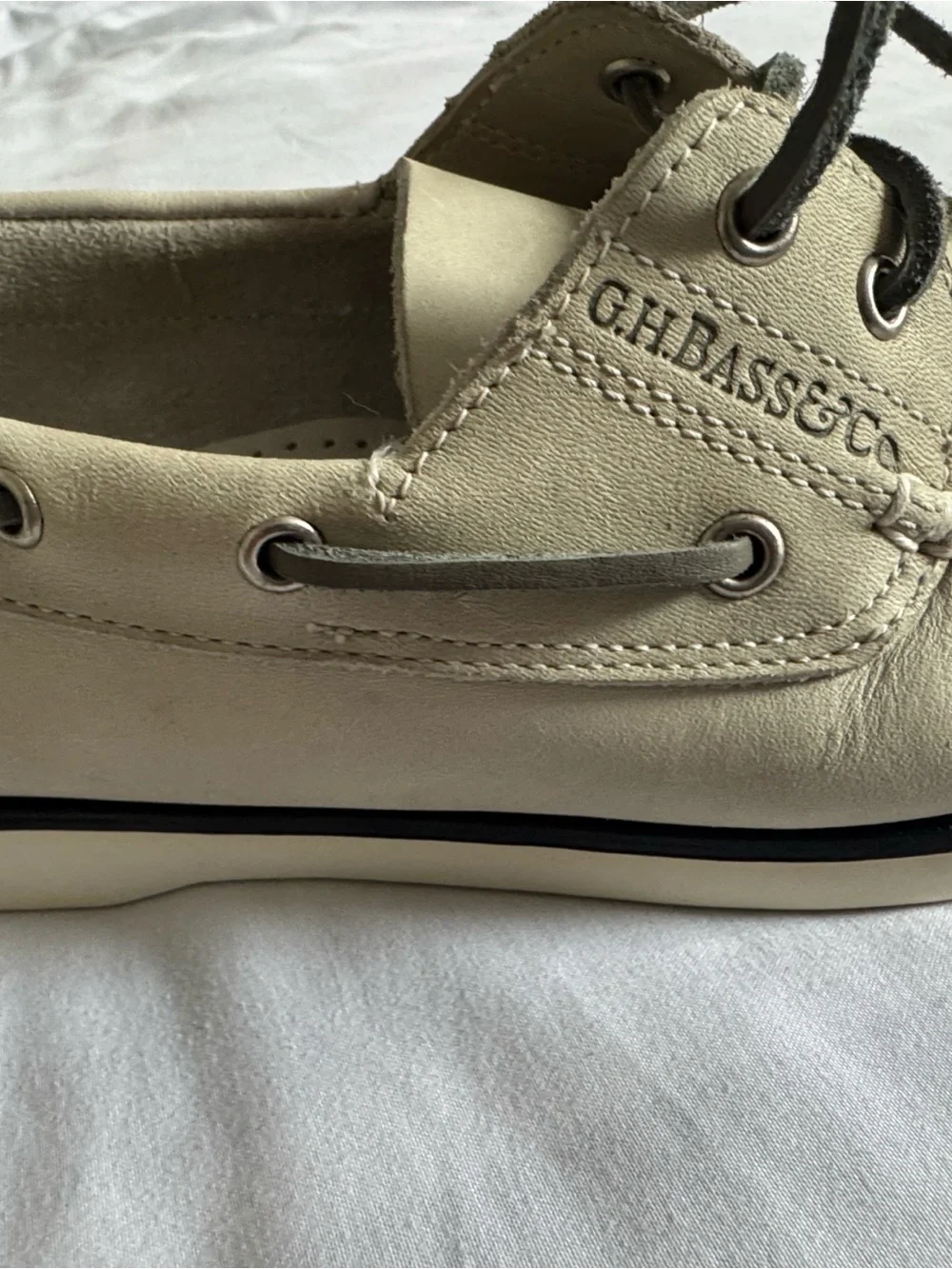 G.H. Bass & Co. Light Beige Leather Boat Shoes with Gray Laces